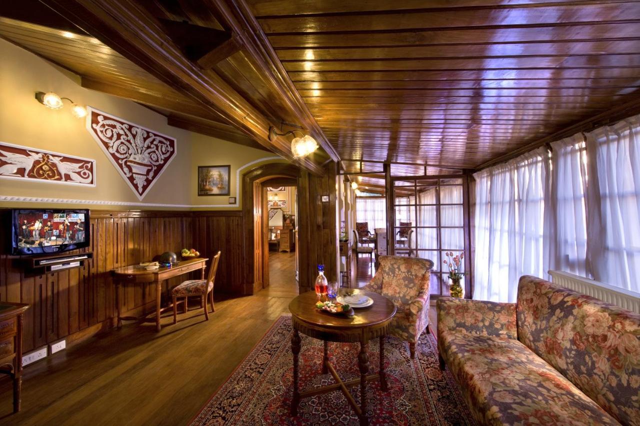 WelcomeHeritage Ferrnhills Royale Palace Udagamandalam Exterior foto
